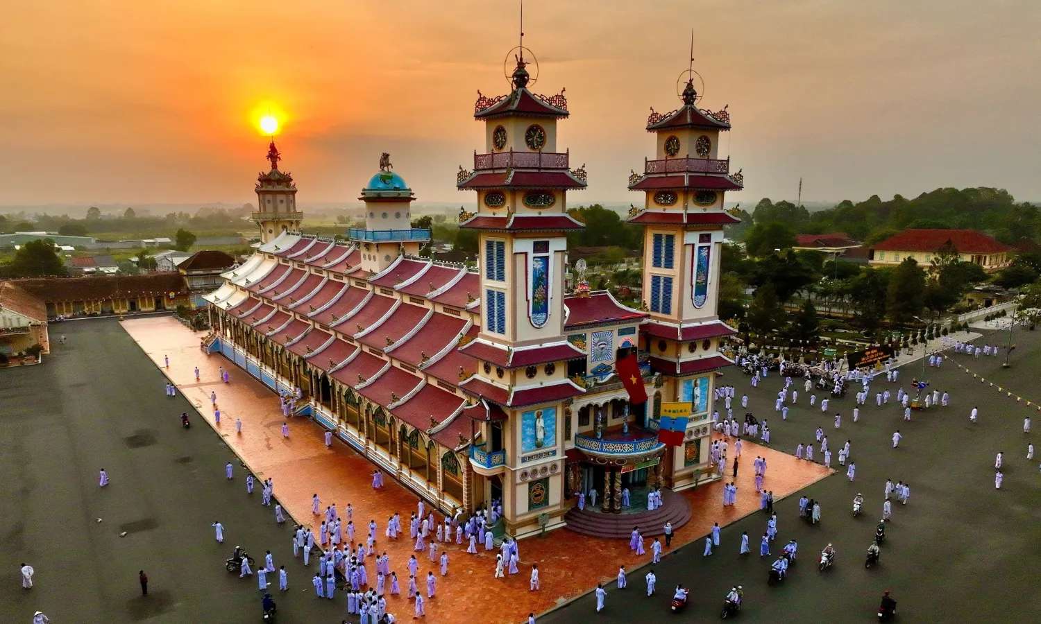tòa thánh Cao Đài
