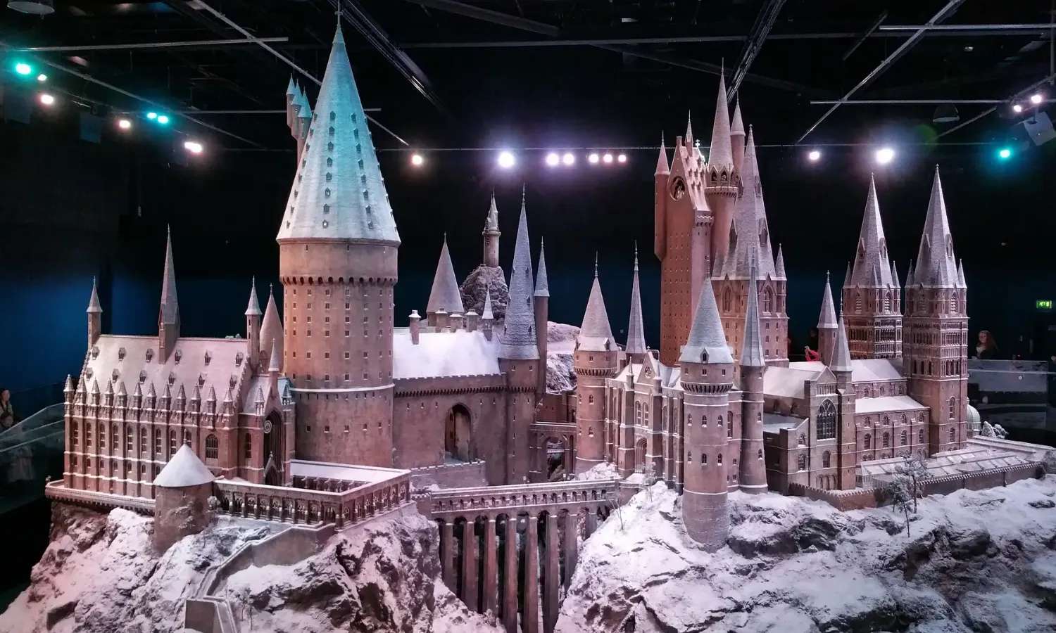 lâu đài hogwarts tại Warner Bros. Studio
