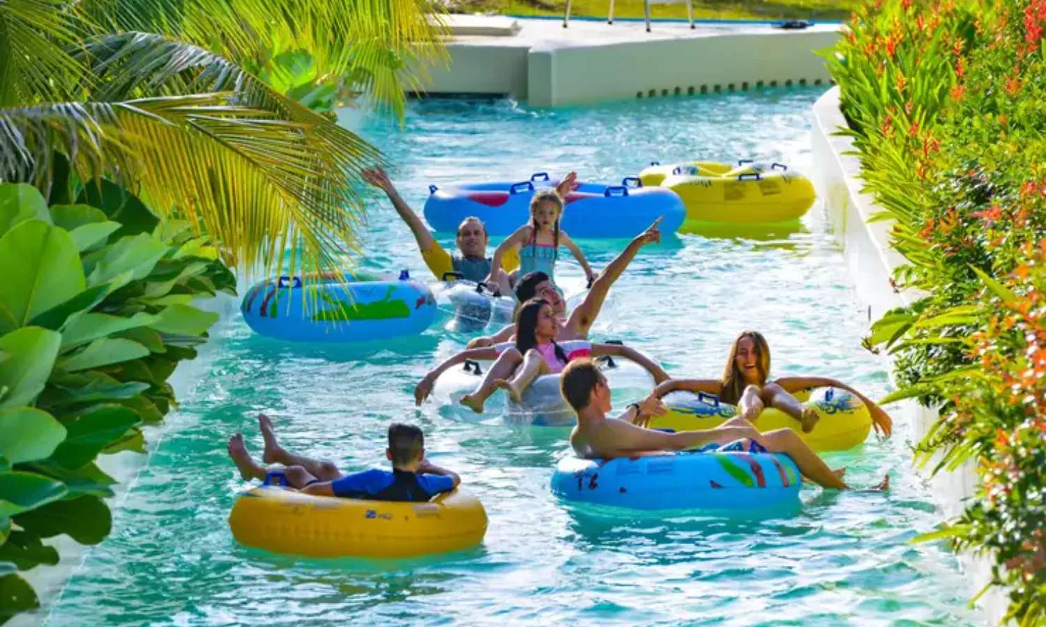 sông lười tại công viên nước Splash Out
