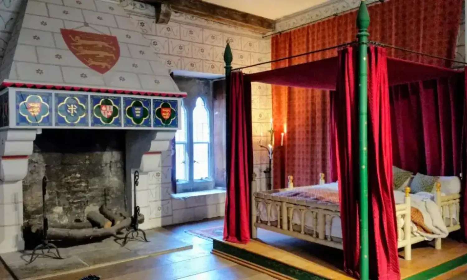 bên trong tower of london