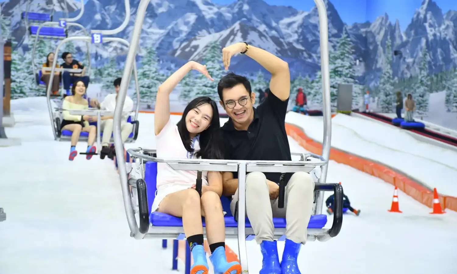 vé Trans Snow World Surabaya