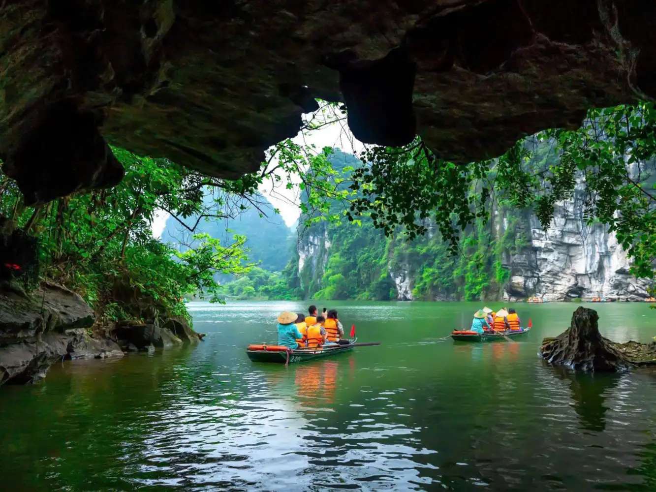 tour giờ chót trong nước