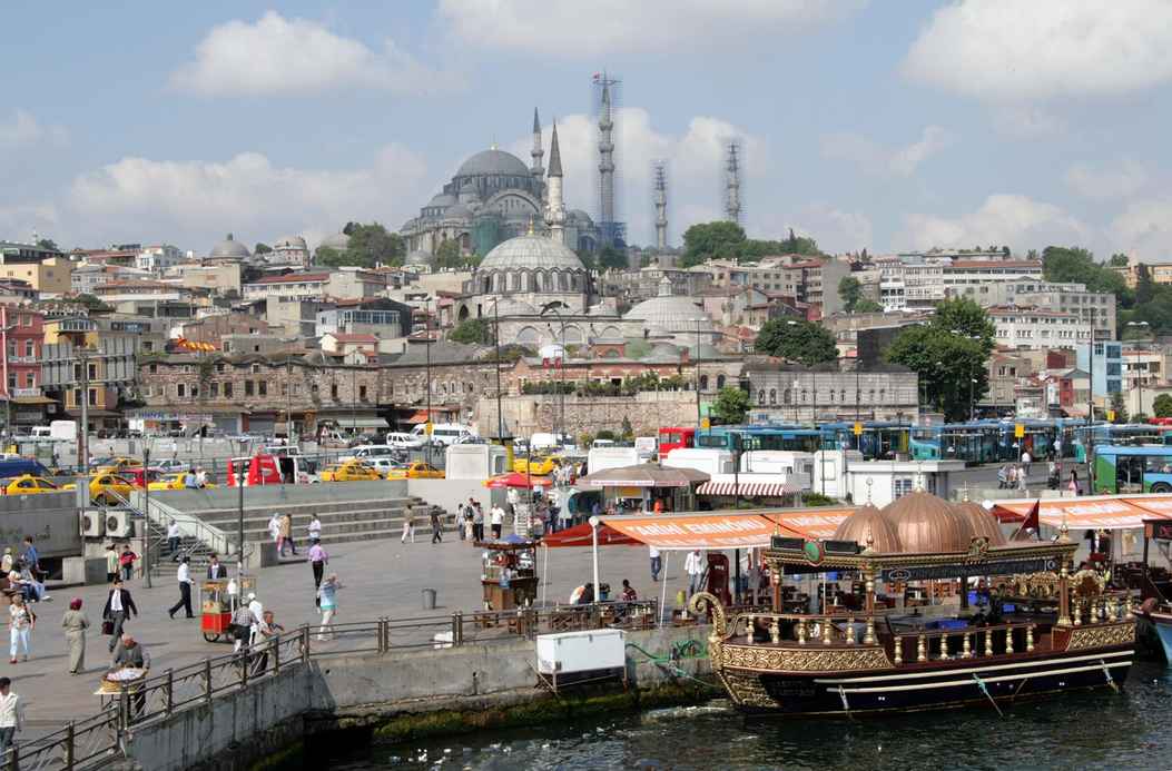 Khách sạn Eminönü