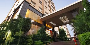 North Padang Hotels