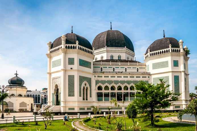 Hotel & Accommodation in Grand Mosque of Medan