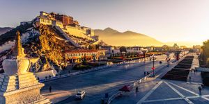 Tibet Hotels