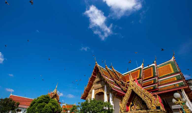Hotel & Accommodation in Bang Kho Laem