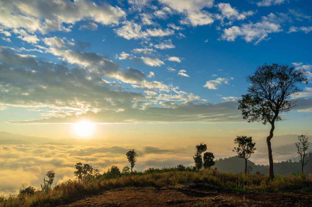 Hotel & Accommodation in Tak