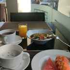 Review photo of Blue Sky Hotel Petamburan 6 from Dwi S. A.