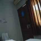 Review photo of OYO 90249 Istana Griya 2 Hotel from Dewi S. I.