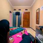 Review photo of SPOT ON 90664 Adem Ayem Homestay from Faishal D. A.