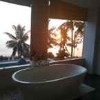 Review photo of Malimbu Cliff Villa 2 from Sarah R. A.