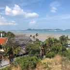 รูปภาพรีวิวของ The Beachfront Hotel Phuket 6 จาก Pimthong M.