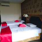 Review photo of OYO 805 Hotel Dyan Graha 7 from Rio Y.