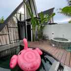 Review photo of Ubu Villa Coconut 3 from Trio B. F.
