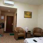 Review photo of Holiday Hotel from Richi N.