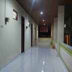 Review photo of OYO 2184 Nan Berlian Inn 2 from Lalu H. F.