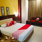 Review photo of OYO 821 Hotel Dinasti 2 from Erick K.