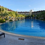 Review photo of Phuket Marriott Resort & Spa, Merlin Beach from Suphakrit C.