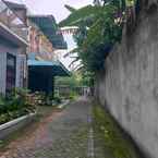 Review photo of OYO 91202 Family Guest House Syariah 3 from Zumrotul M.