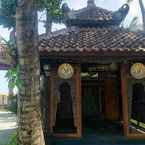 Review photo of Ocean View Resort Ujung Genteng 3 from Tika A. S.