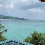 Review photo of Phi Phi Cliff Beach Resort from Thidarat P.