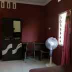 Review photo of Budget Room at Homestay Cahaya Transport from Ardi D.