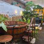 Hình ảnh đánh giá của Wonderloft Hostel Jogja 3 từ Emilia A.