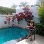 Review photo of Premium Pool Villas Pattaya from Aksika E.