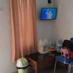 Review photo of OYO Living 2217 Permana Guesthouse Syariah 3 from Nurul F.