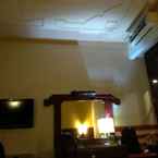 Review photo of OYO 821 Hotel Dinasti from Rahmat D.