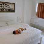 Review photo of B2 Phuket Premier Hotel 3 from Trimpatee C.