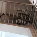Review photo of OYO Life 1299 Balcony Orange Homestay 2 from Hendri D. S.