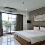 Review photo of The Journey Hotel Laksi from Tichayapak S.