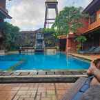 Review photo of Hotel Sorga Cottages Kuta from Izaac S.