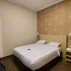 Review photo of Comfy Room at ADA Guesthouse Syariah from Retno I. R.