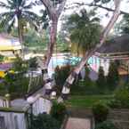 Review photo of Ratu Hotel & Resort 6 from Sisworo S.