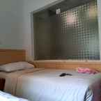 Review photo of Super OYO Collection O 295 Grha Ciumbuleuit Guest House from Zatadini N.