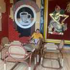 Review photo of OYO 90303 Cafe & Homestay Kolam Pancing Abah 2 from Asmarantika N. M.