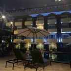 Review photo of Baron Beach Hotel (SHA) 2 from Carolina W. A.