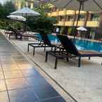 Review photo of Baron Beach Hotel (SHA) from Sureerut B.