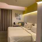 Review photo of YELLO Hotel Kuta Beachwalk Bali 2 from Sanida N. R.