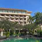 Review photo of Hotel Lombok Raya 6 from Putri T. I. S.