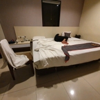 Review photo of SUPER OYO Collection O Hotel Igloo from Eltanin V.