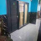 Review photo of Ana Guest House Syariah Mitra RedDoorz 3 from Hernalom S.