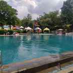 Review photo of Saung Dolken Syariah Resort & Hotel from Hermansyah H.