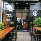 Review photo of No.9 Hostel & Cafe from Yatip T.