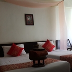 Review photo of Thana Hotel from Moltinee K.