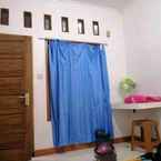 Review photo of SPOT ON 92532 Penginapan Hj Lilis Syariah from Zaki D. L.