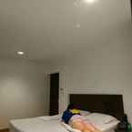 Review photo of Sunshine Hostel Hua Hin 3 from Poowanart P.